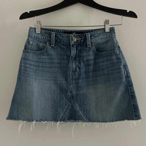 Hollister Dresses & Skirts - Hollister High Rise Denim Mini Skirt Sz 1/25